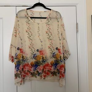 3/4 length sleeve floral tunic top
